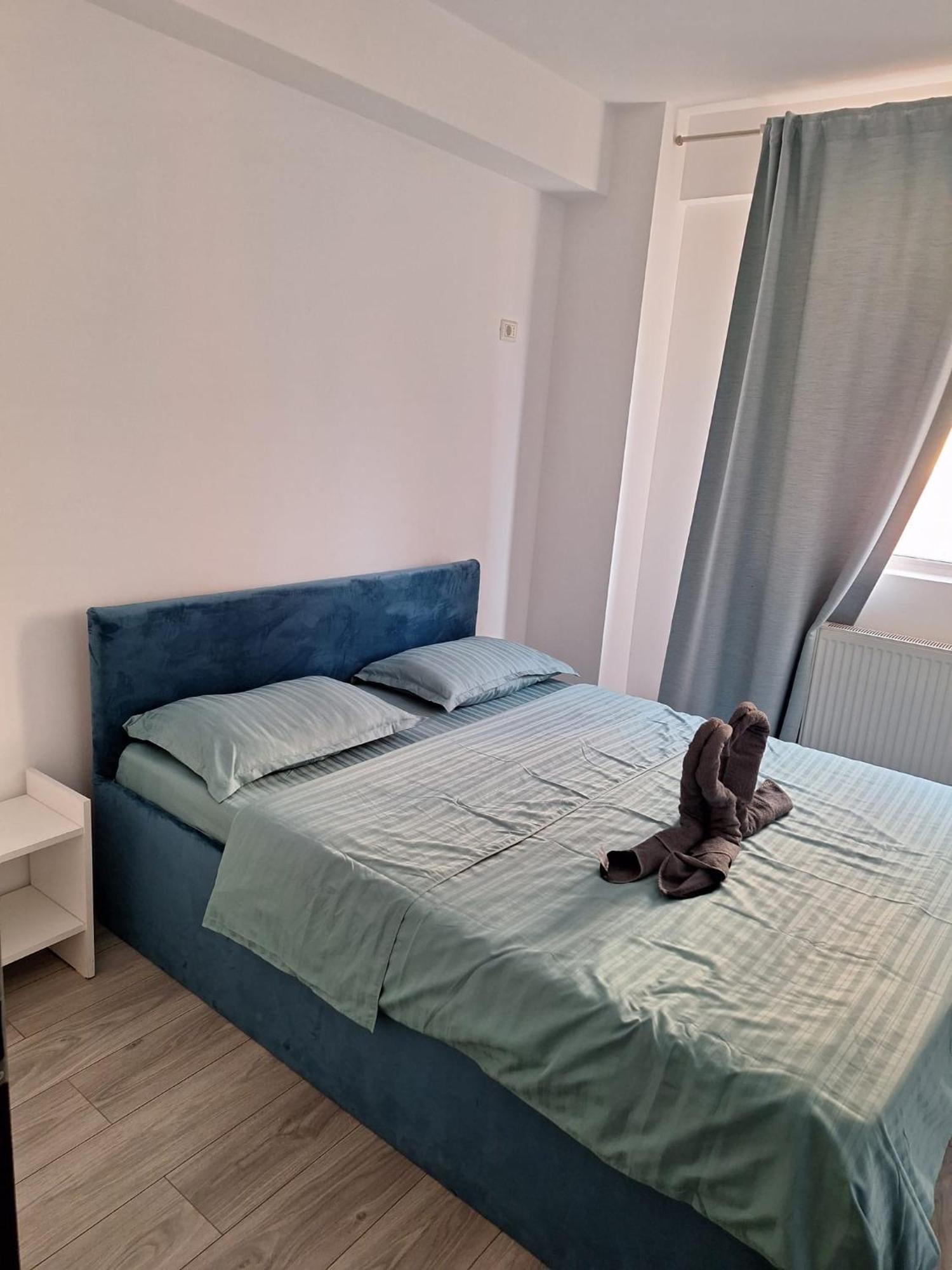 Luxury Daniel Apartament Residence Militari Roşu エクステリア 写真