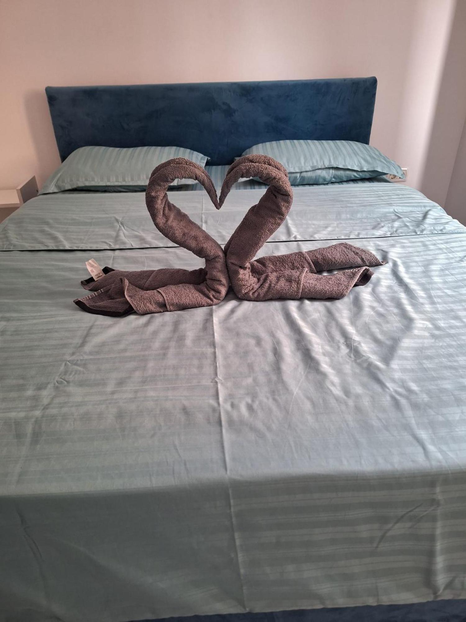 Luxury Daniel Apartament Residence Militari Roşu エクステリア 写真